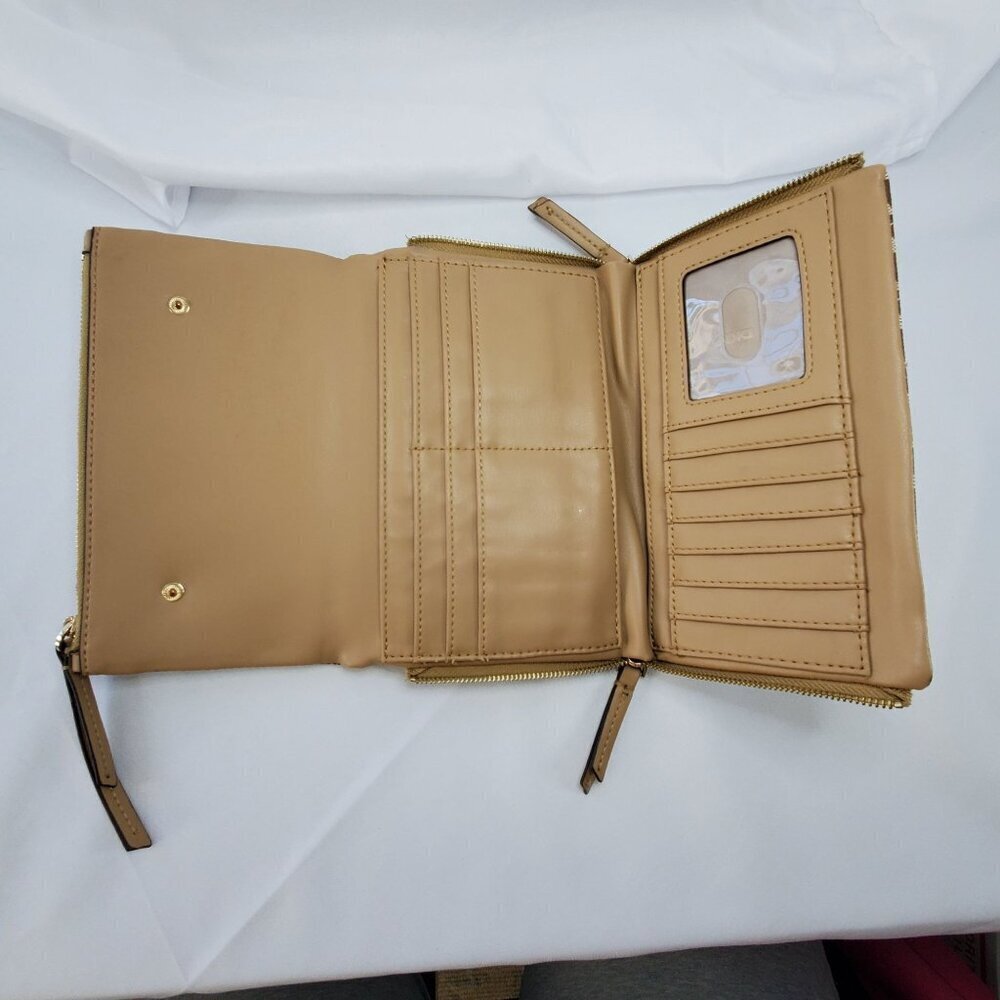 DKNY Monogram Canvas & Leather Beige/Brown Clutch With Zip Pocket - Picture 9 of 10